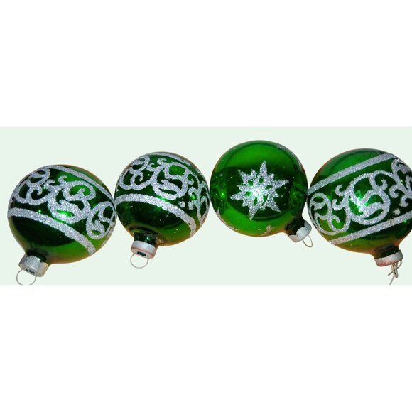 Set Of 7 Vintage Green Christmas Ornaments Silver Glitter Snowflake Swirl Design - Picture 5 of 7